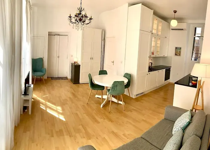 Apartment Saint Philippe - T3 Pres De La *
